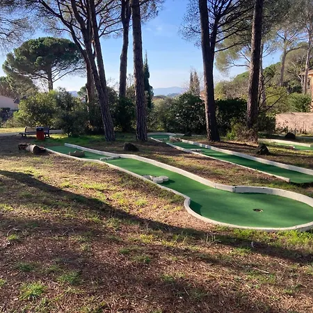 2 Pieces Au Coeur Des Golfs De Raphael Apartment *