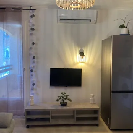 2 Pieces Au Coeur Des Golfs De Raphael Apartment *
