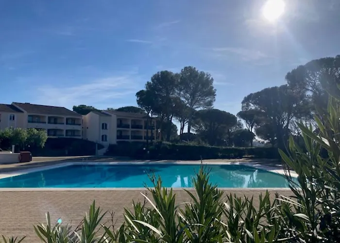 2 Pieces Au Coeur Des Golfs De Raphael *